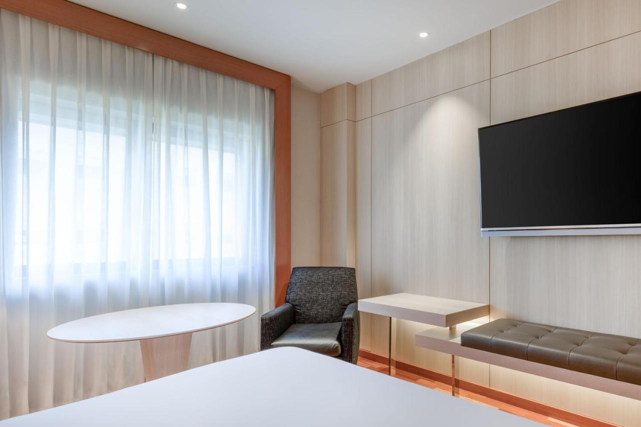 Ac Hotel Aravaca By Marriott Madrid Exteriör bild