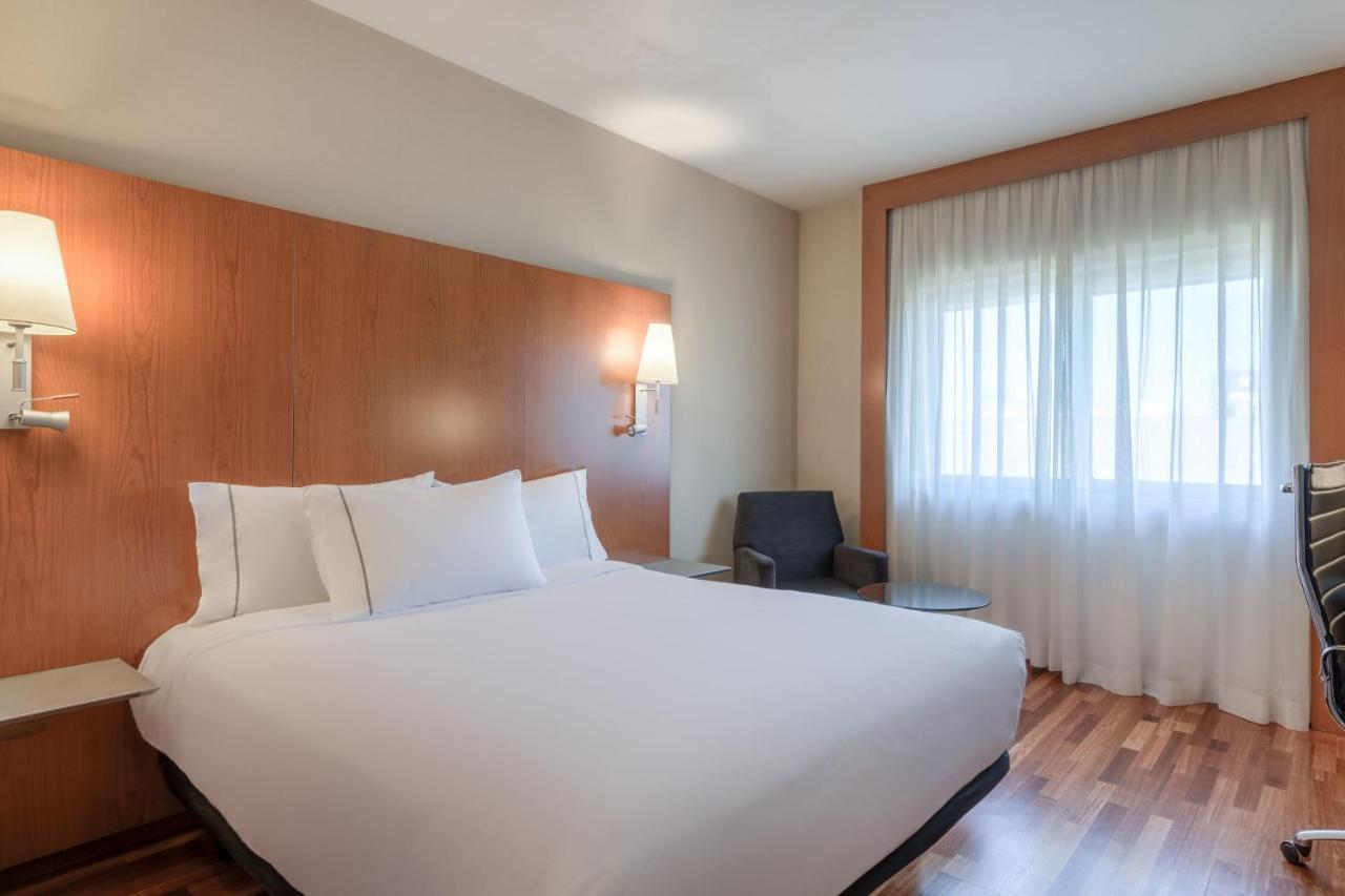 Ac Hotel Aravaca By Marriott Madrid Exteriör bild