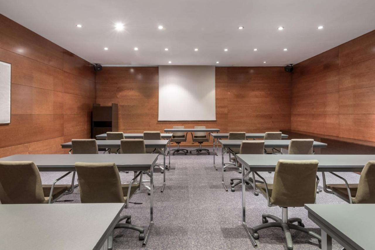 Ac Hotel Aravaca By Marriott Madrid Exteriör bild